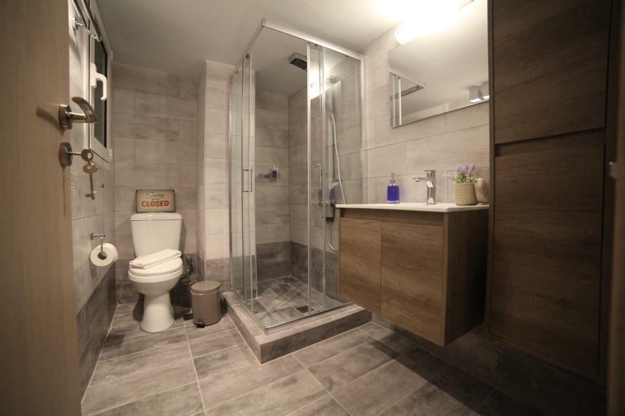 Apartament Ports Crossroad B Pireus Zewnętrze zdjęcie